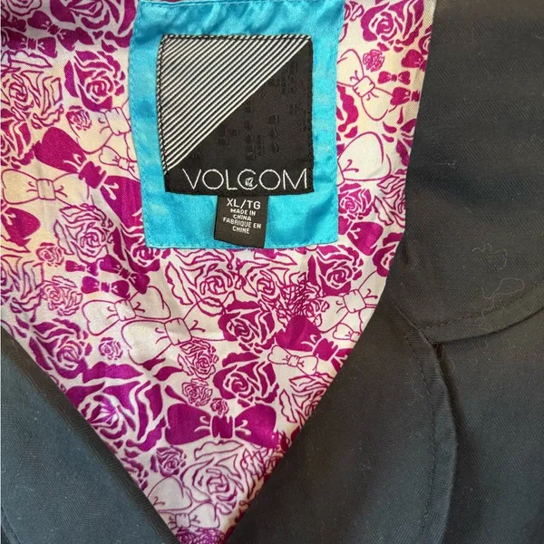 Volcom Women's Black Blazer with Floral Lining XL - Image 3