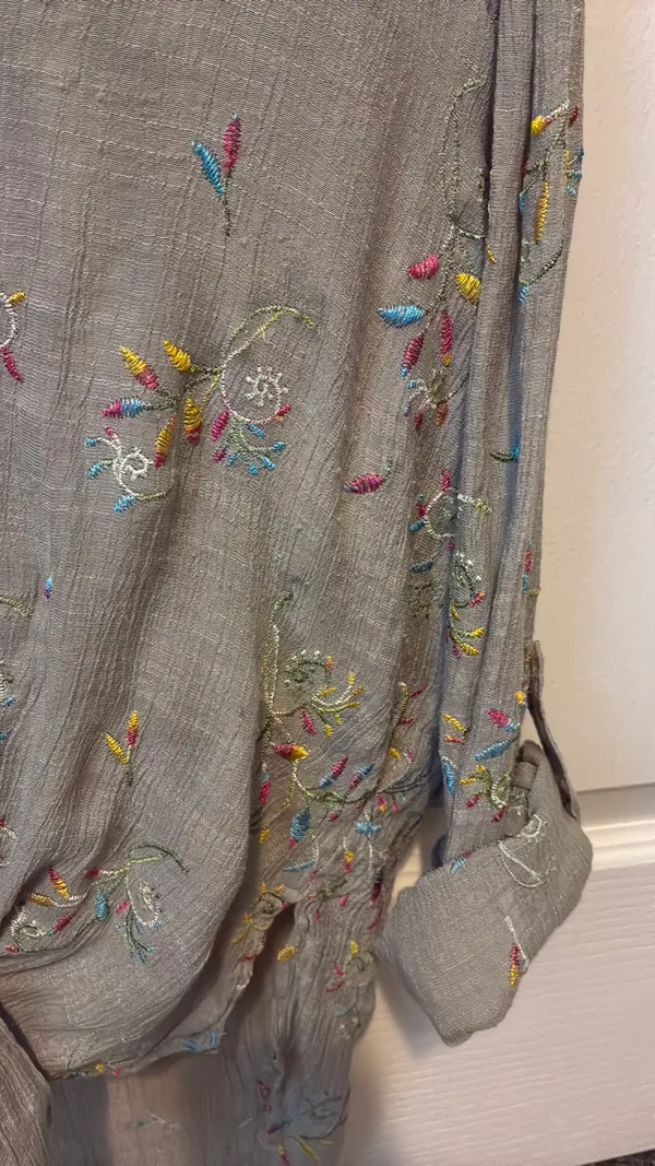Fig Anthropologie & Flower Embroidered Blouse - Image 2