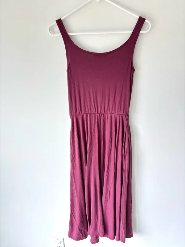 Quince Tencel Jersey Fit & Flare Dress Wine Burgundy Sleeveless Midi Scoop Neck - Image 6