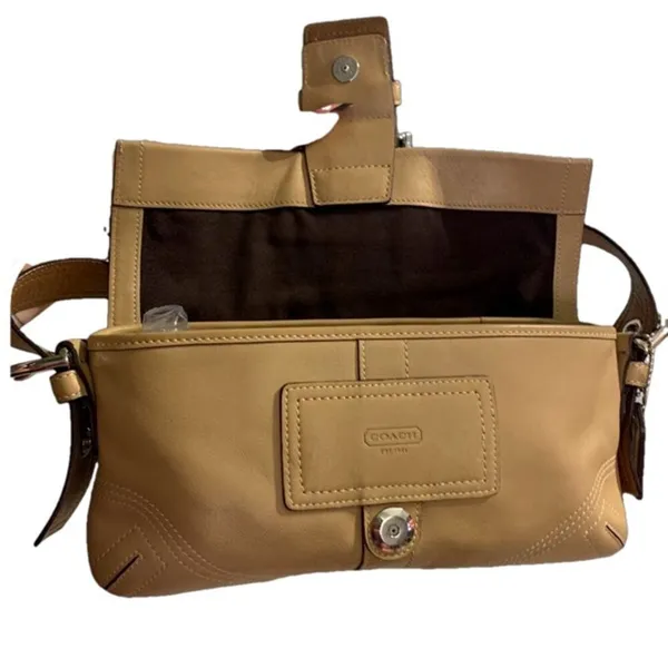 Vintage COACH Y2k Soho Saddle Tan Flap Shoulder Bag - Image 11