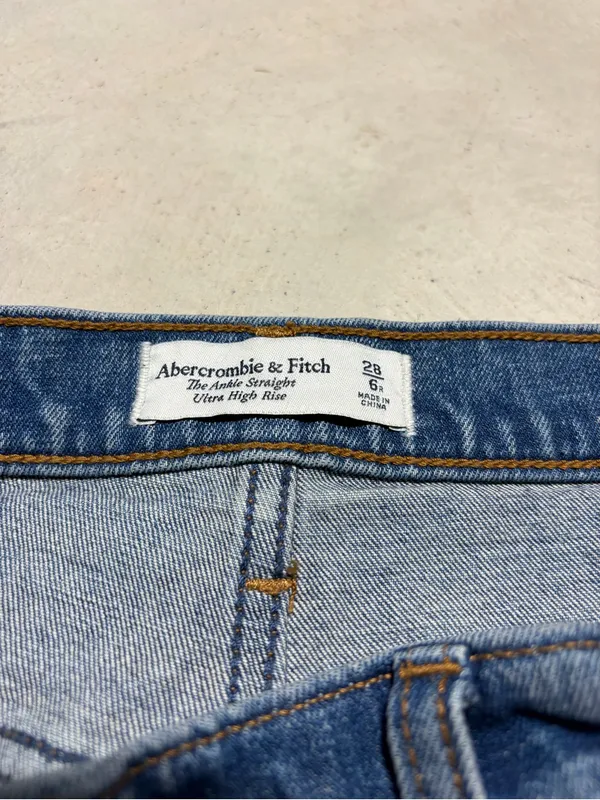 Abercrombie & fitch the ankle straight ultra high rise Jeans 28/6R - Image 2
