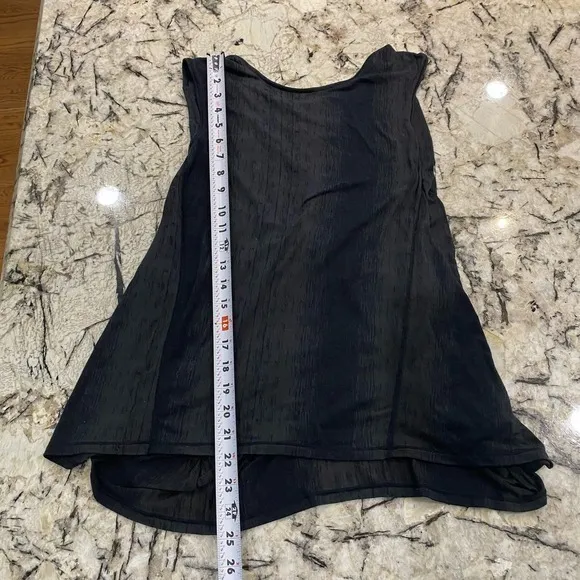 Lululemon‎ Black Tank Top Size Medium - Image 4
