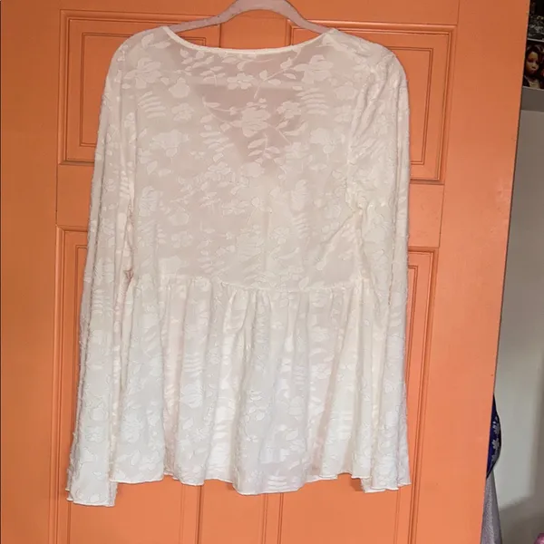 White Lace Longsleeve Top With Bell Sleeves 70s - Image 2