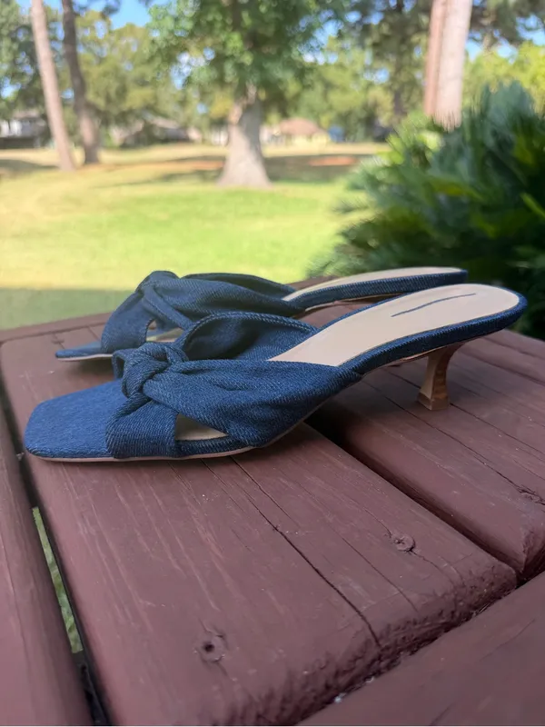 Ann Taylor Denim Blue Knotted Kitten Heel Mule Sandals Size 9 - Image 3