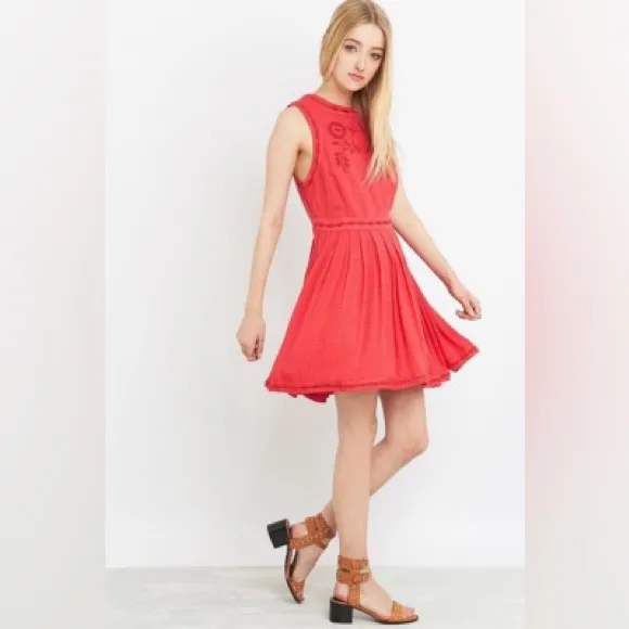 Free People Red Birds of a Feather Embroidered Mini Dress 12 Boho Folk Romantic - Image 4
