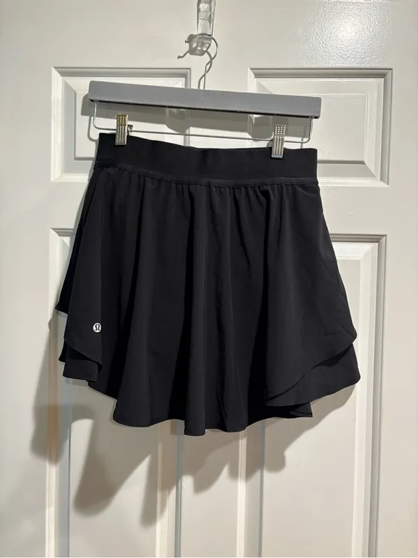 Lululemon Court Rival High Rise Skirt skort sz 8 black tennis - Image 3