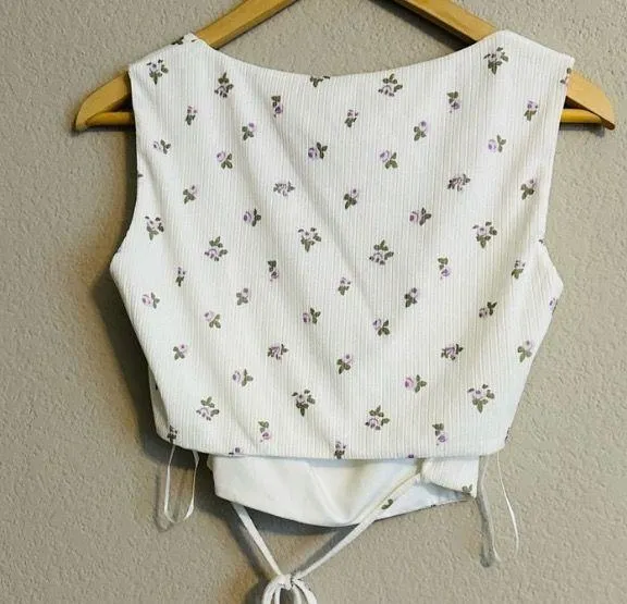 Princess Polly Elwood Ditsy Floral Square Neck Crop Top - Image 7