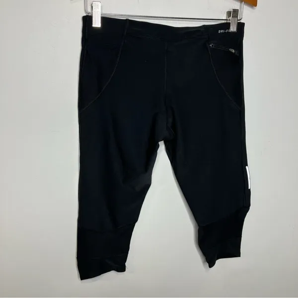 Nike dri-fit running‎ pants below knee black size medium - Image 8