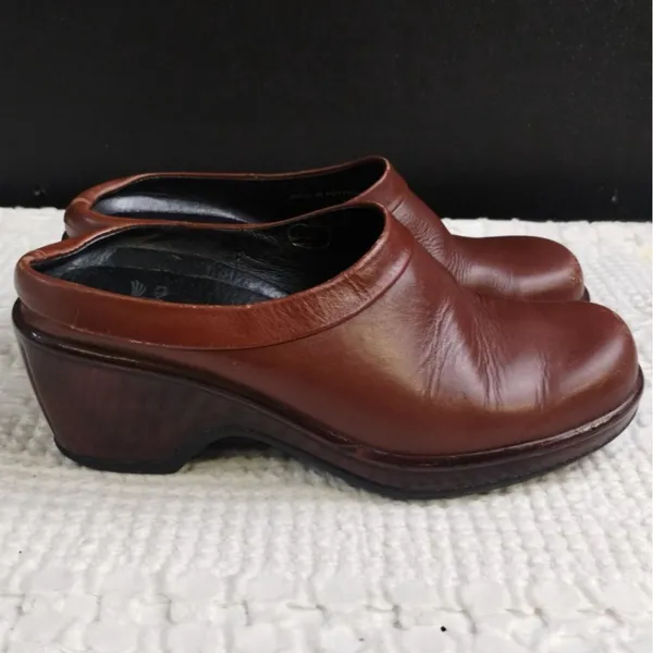 Dansko Women's Brown Shoes/Clogs/Slip-Ons Size 37 SKU 3354 - Image 4