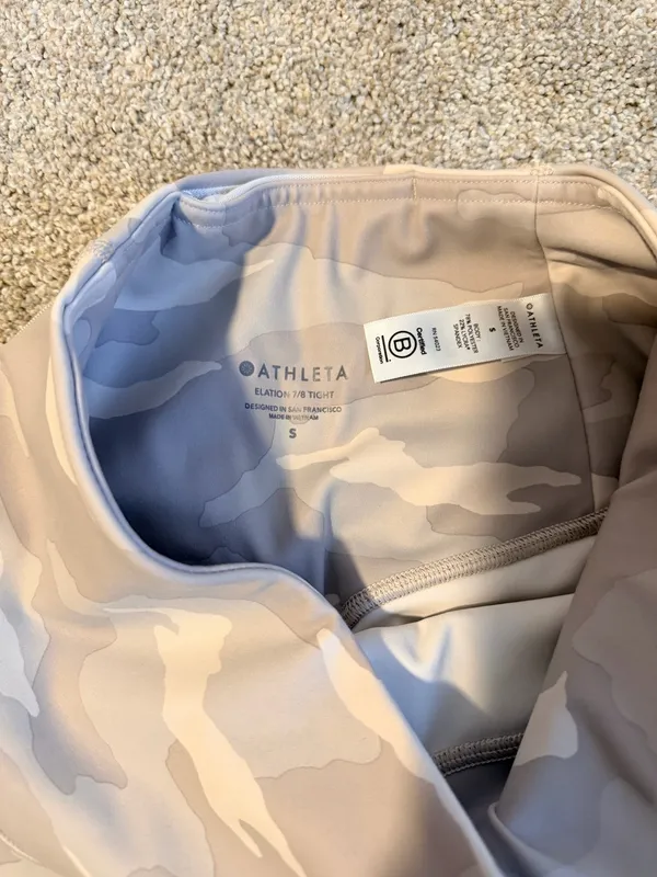 Athleta Camo Workout Set - Image 3