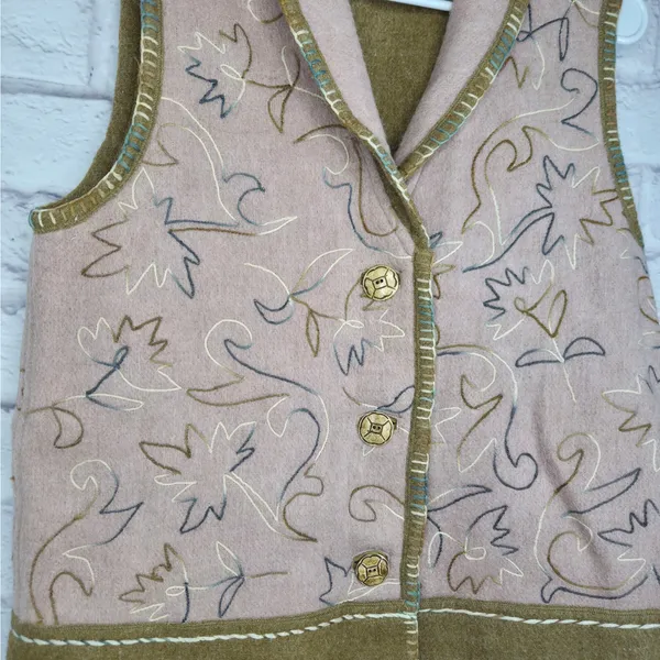 Vintage IVY Wool Blend Embroidered Blanket Vest Shawl Collar Boho Artsy Fall S - Image 3