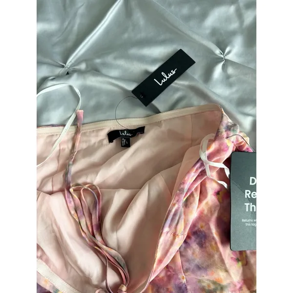 Lulus Strapless Floral Tube Crop Top Ruffle Hem Lined Tie Closure Size L - Image 2