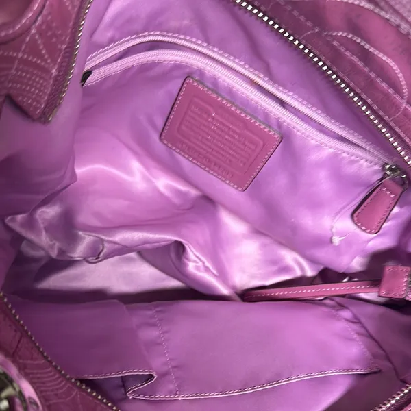 Coach Pink Tote Bag with Signature Design - Image 13