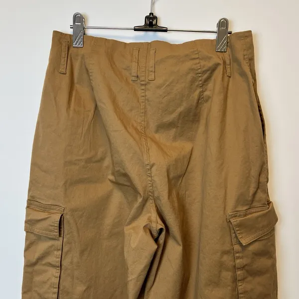 A New Day Women’s Khaki Wide Leg Cargo Pants Size 8 - Image 7