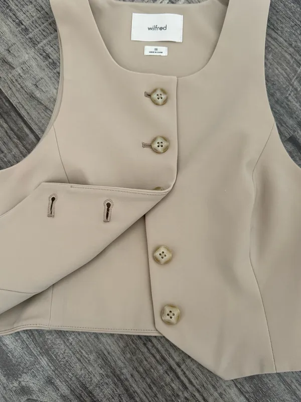aritzia wilfred cropped vest  - Image 6