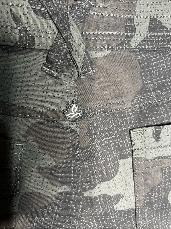 Prana‎ Olivia Blue Gray Camo Outdoor Hiking Trail Utility Shorts - Image 9