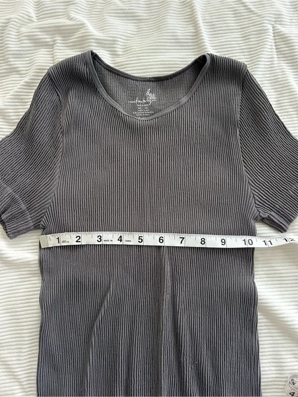Ribbed Short-Sleeve Tee - Gray - Image 3