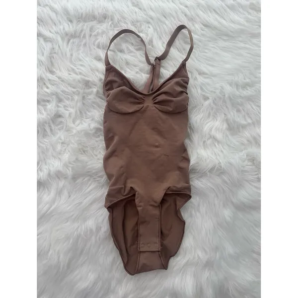Skims Seamless Sculpt Brief Bodysuit Sienna Size XS - Image 2
