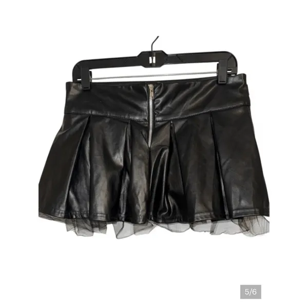 Y2K goth heart mini skirt Black Size L - Image 4