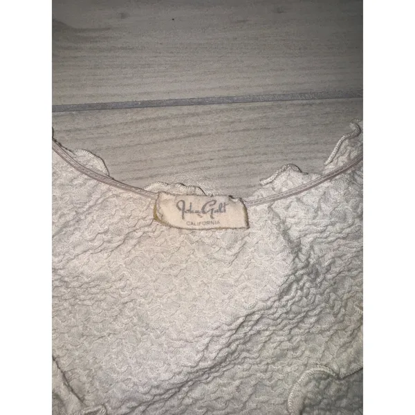 John Galt Brandy Melville Popcorn Crinkle Tank Top Cream Ruffle Ribbon One Size - Image 2