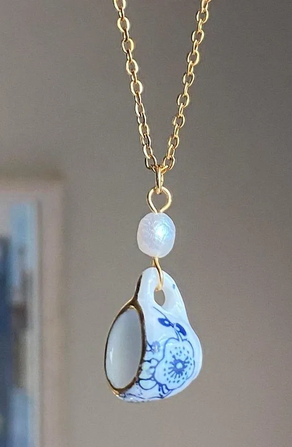 Handmade porcelain tea cup & freshwater pearl unique fun fairy antique style necklace🫖🍃🌀 - Image 10