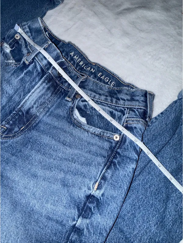 High-Rise American Eagle Straight Jeans - Image 3