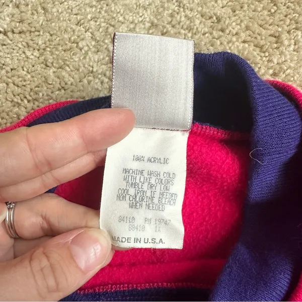 Vintage Women’s Pink Knit Patterned Crewneck Sweater - Image 4