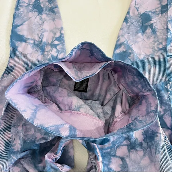 Pink Active Seamless Legging Size Large Tie Dye Purple & Blue - Image 6