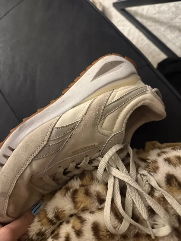 Reebok Sneakers - Image 5
