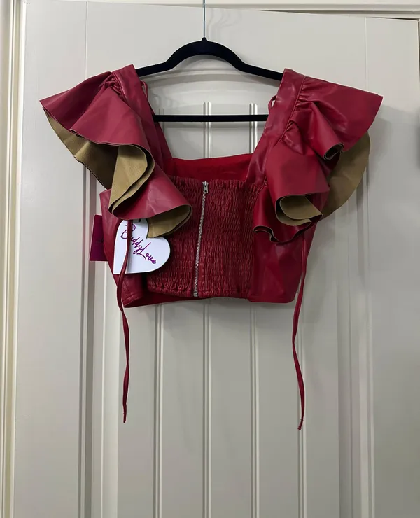 BuddyLove Erin Top Red Size Medium NWT - Image 4