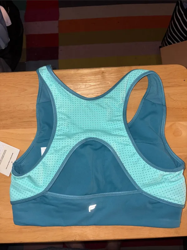 NWT Fabletics Medium Impact Shine Sports Bra, Small - Image 2