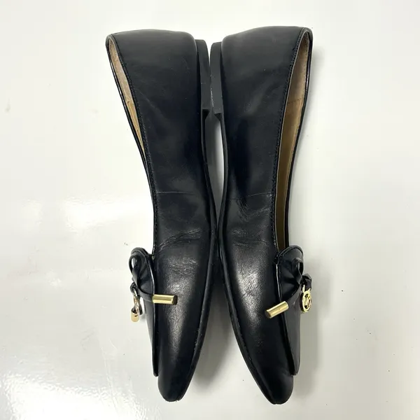 Michael Kors Loafers Flats Black Leather Shoes Gold Bow Tassel Women’s Size 5.5 - Image 4