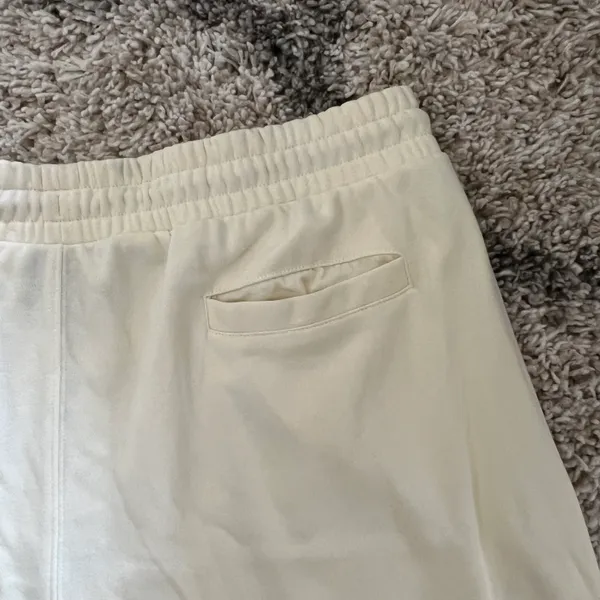 Nike NWT Sportswear Short Earth Day FT - Image 9