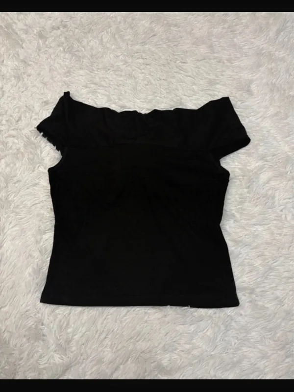 Reformation Emerald Knit Top in Black with Ivory Rosette Size S - Image 6