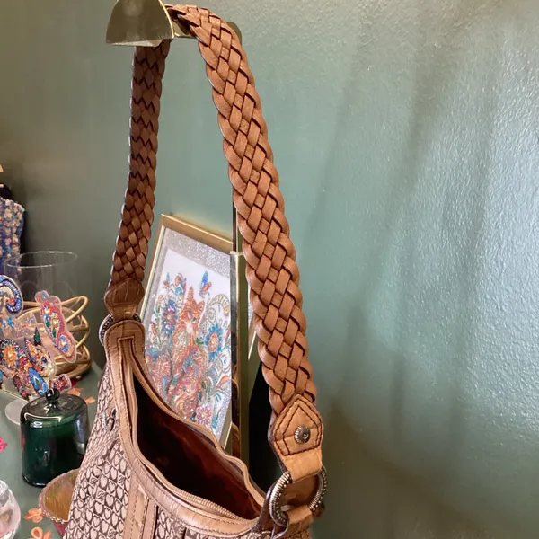 Brighton Tan‎ Leather Handbag - Image 6