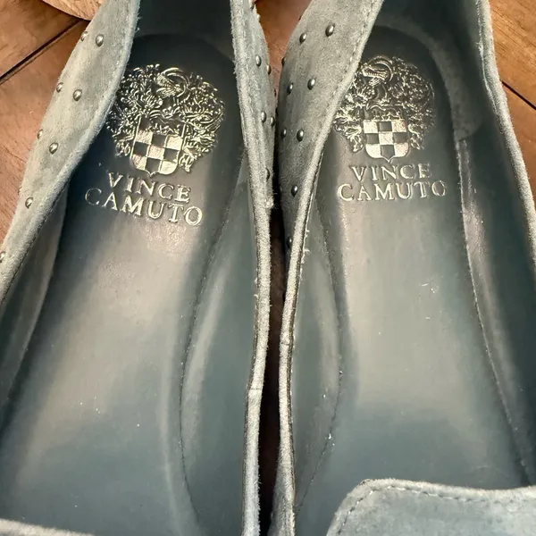 VINCE CAMUTO Women's Davanda Embellished Loafer Flat size 8.5 - Image 9