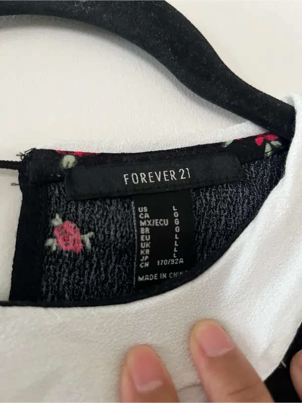Forever 21 Black Rose Print White Collar Mini Dress Small Cottagecore Romantic Going Out - Image 2