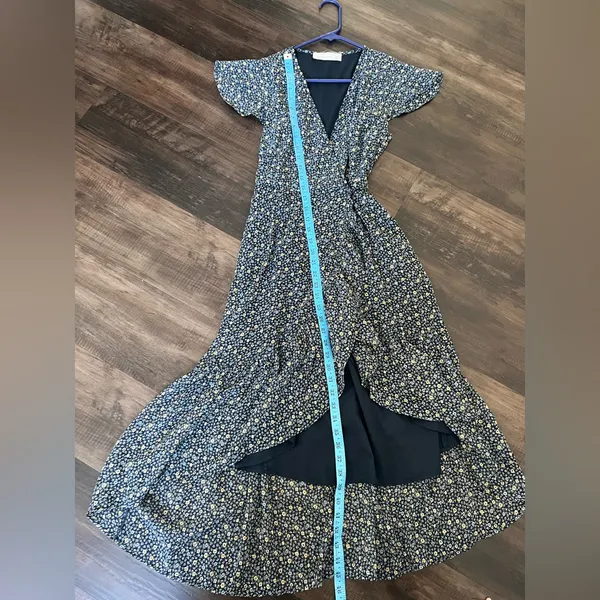 Abercrombie & Fitch Navy Floral wrap Dress with ties. Size XS. - Image 7