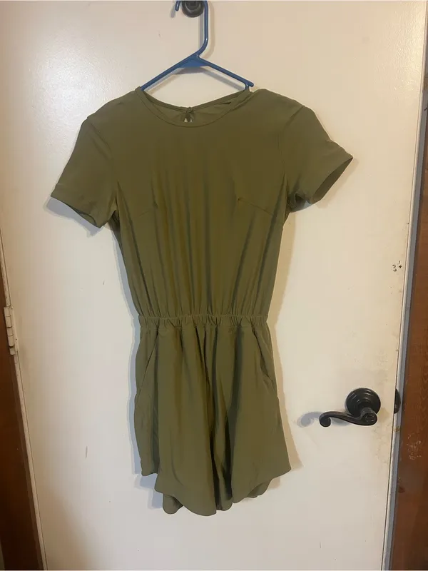 Lululemon Lightweight High-Neck Romper - Image 3