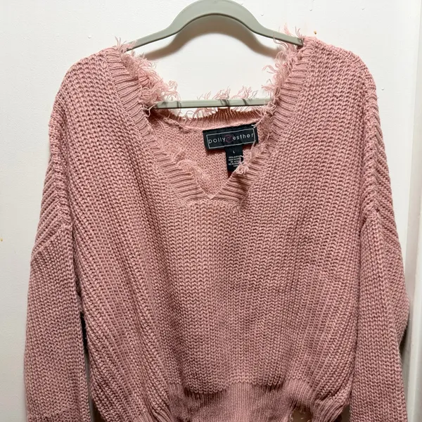 Polly & Esther Pink V-Neck Frayed Sweater size large colored pink - Image 2