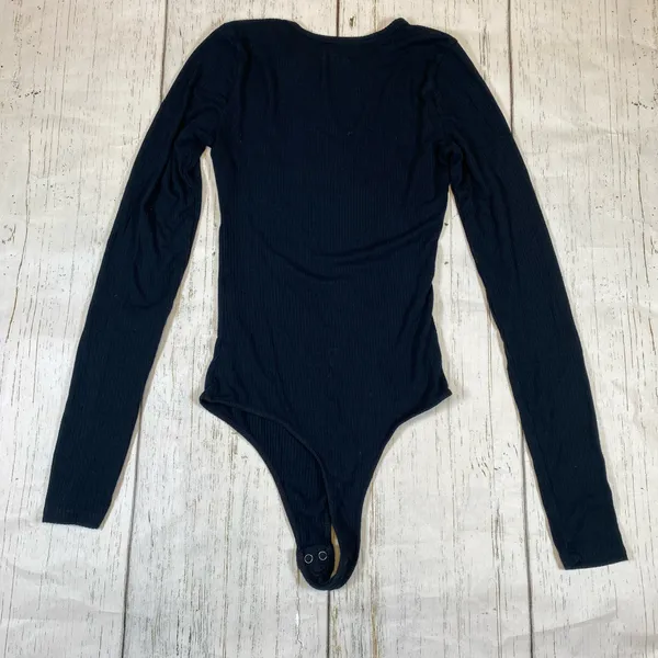 Hollister Ribbed Crew Neck Long Sleeve Thong Bodysuit - Image 6