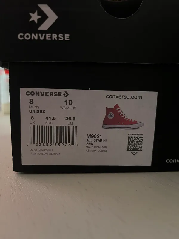 Converse Red  size 10 - Image 3