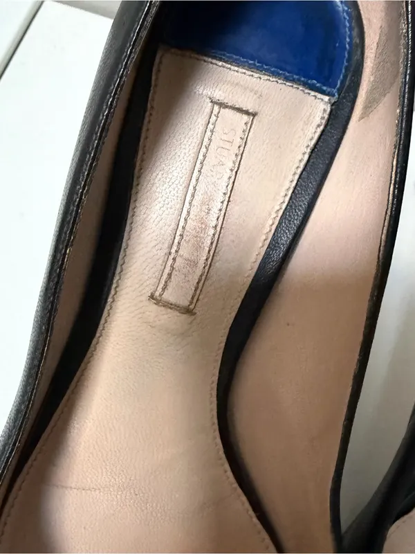 Stuart Weitzman Black Leather Closed Pointed Toe Heels power Pumps 6.5 - Image 2