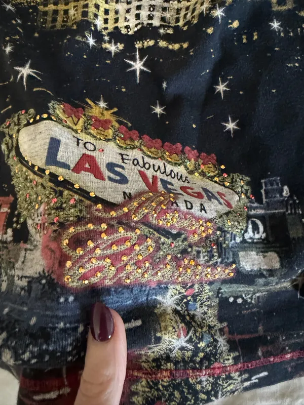 Vintage Las Vegas bejeweled Christmas tee - Image 3