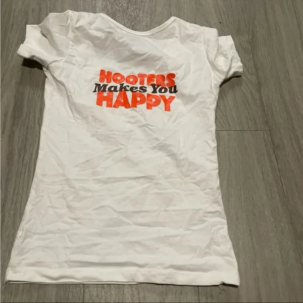 Hooters Classic White Apparel - Image 3