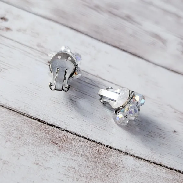 Vintage Clip On Earrings Clear Beads with Slight Iridescence - Image 4