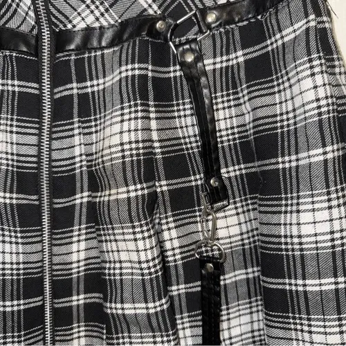 BODY RAGE SPENCERS Black and White Plaid Skirt Coffin Zipper Pull EUC Size Large - Image 4