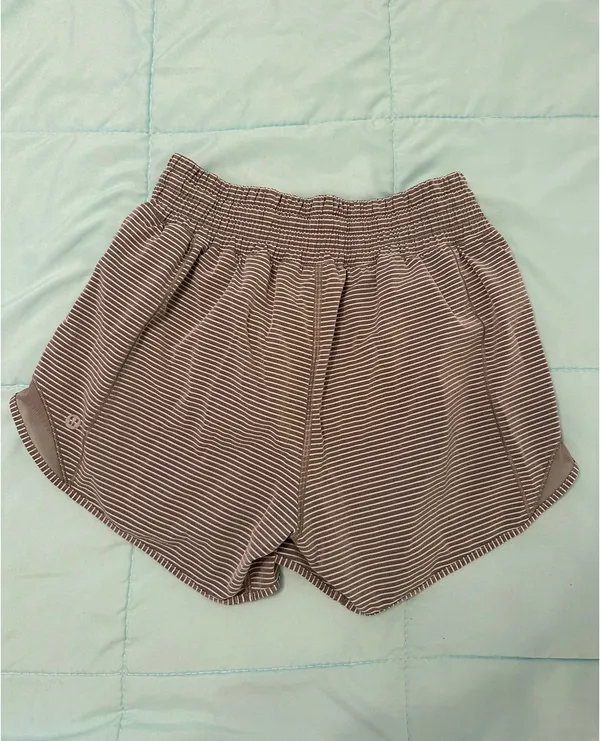 Lululemon Hotty Hot Grey Striped Shorts Tall - Image 2