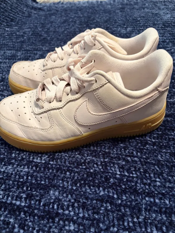 Nike Shoes - Image 2