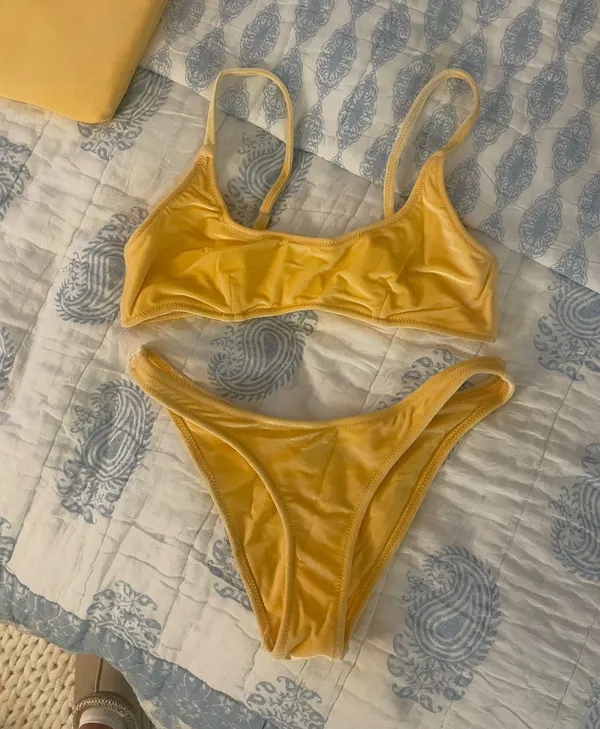 Triangl Velvet Bikini Set - Image 2